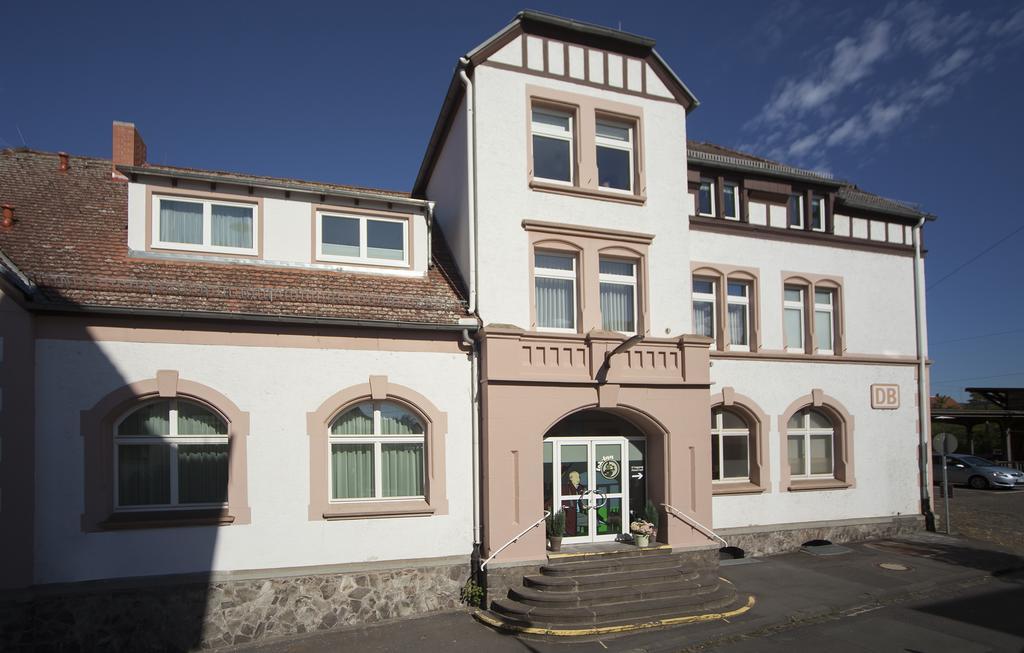 Pension Lok-Inn Walluf Exterior foto